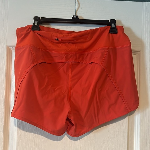 Athletic shorts - Picture 2 of 2